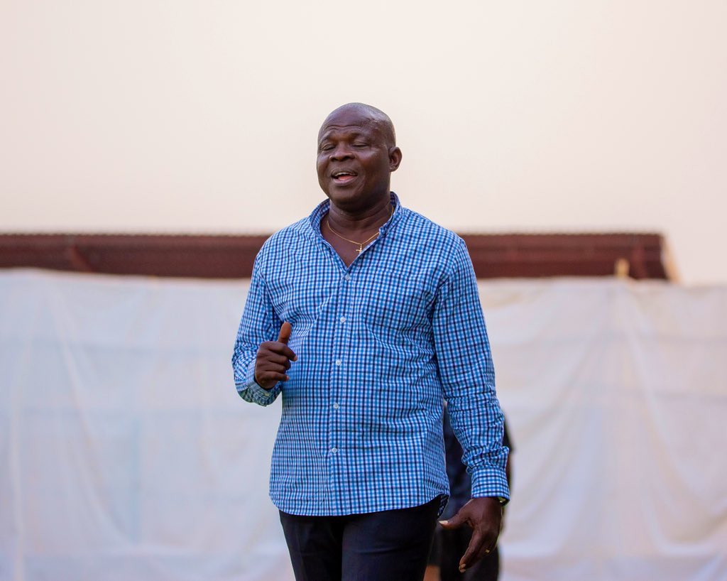 Gbenga Ogunbote signs 2-year contract extension with Shooting Stars