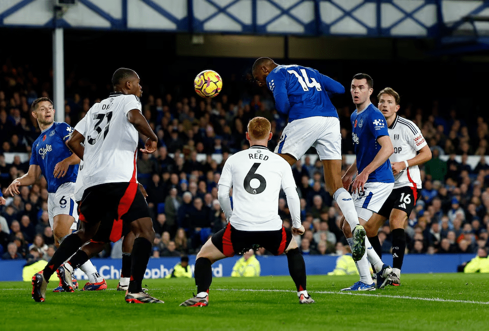 Everton 1-1 Fulham: Iwobi scores, but Everton steal late point