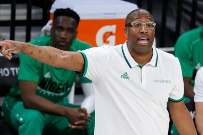 Sacramento Kings sack ex-D'Tigers coach Mike Brown