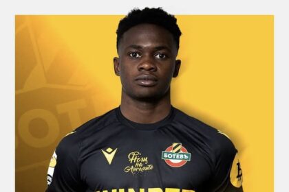 Abraham Emmanuel Ojo signs first professional contract with Boltev Plovdiv