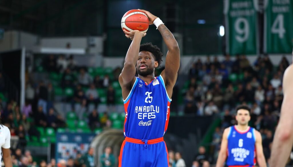 Daniel Oturu