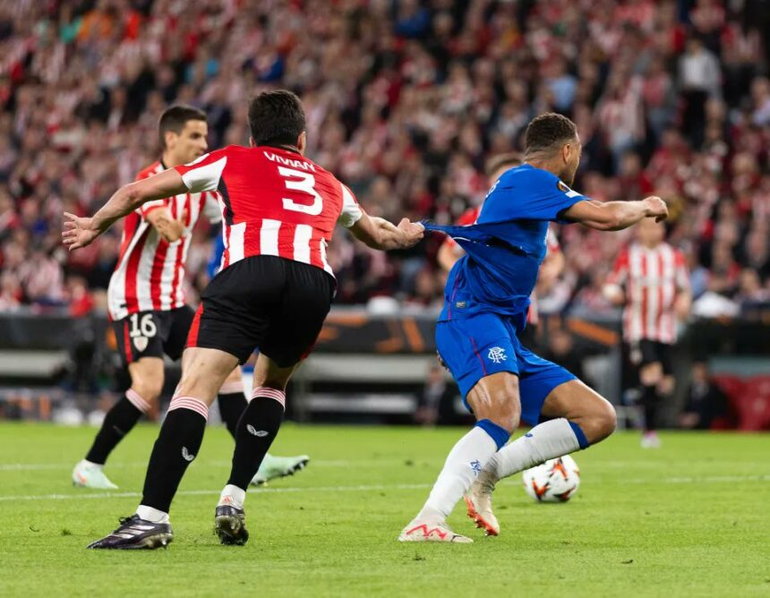 ‘It hurts’ - Dessers responds to controversial penalty incident after Europa League loss