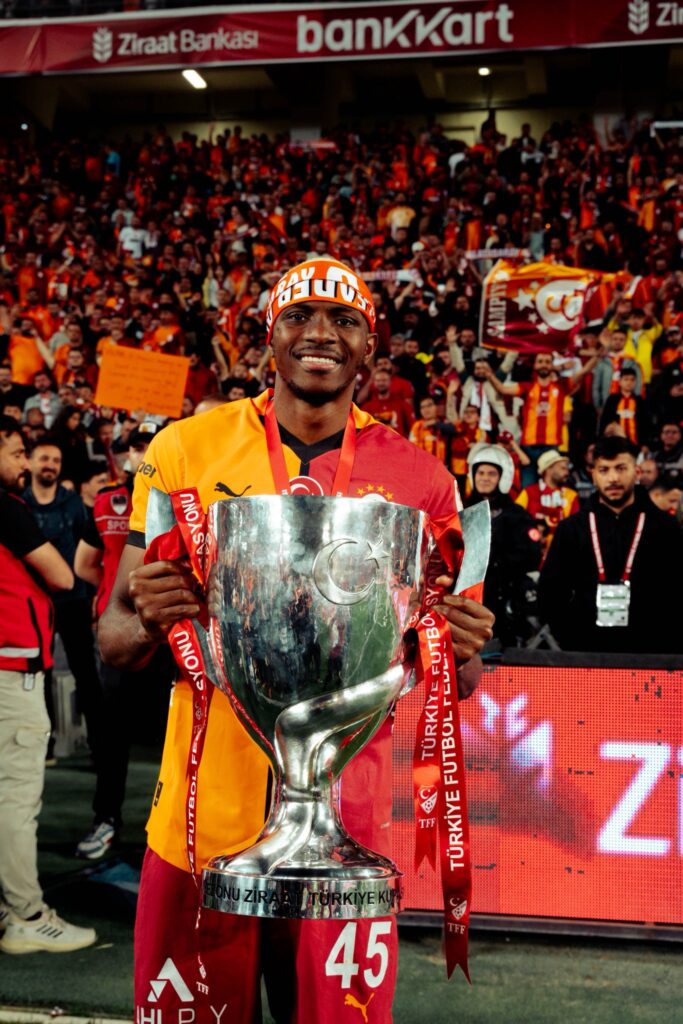 ‘We have to give everything!’ - Osimhen targets League title after Cup triumph