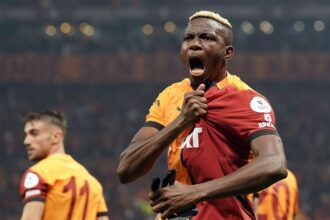 Galatasaray manager vows to respect Osimhen's decision amid summer transfer