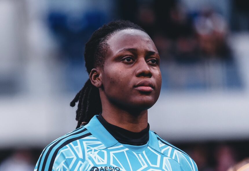 Paris FC bid emotional farewell to Falcons goalkeeper Chiamaka Nnadozie