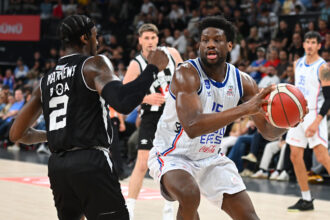 Daniel Oturu of Anadolu Efes in action against Besiktas
