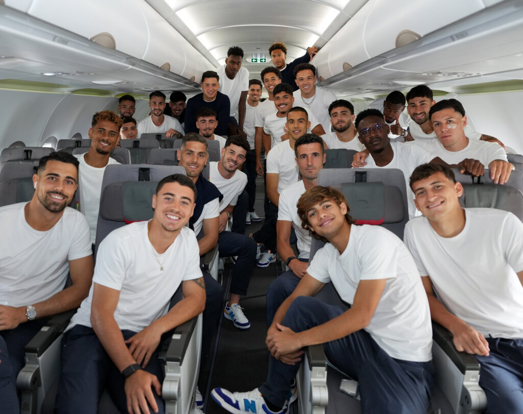 Zaidu Sanusi and FC Porto teammates