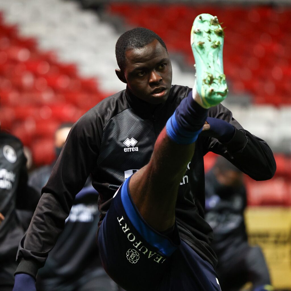 Benjamin Tanimu completes move from Crawley Town to Maghreb Fes