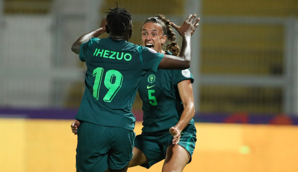 Ashleigh Plumptre celebrates with Chinwendu Ihezuo