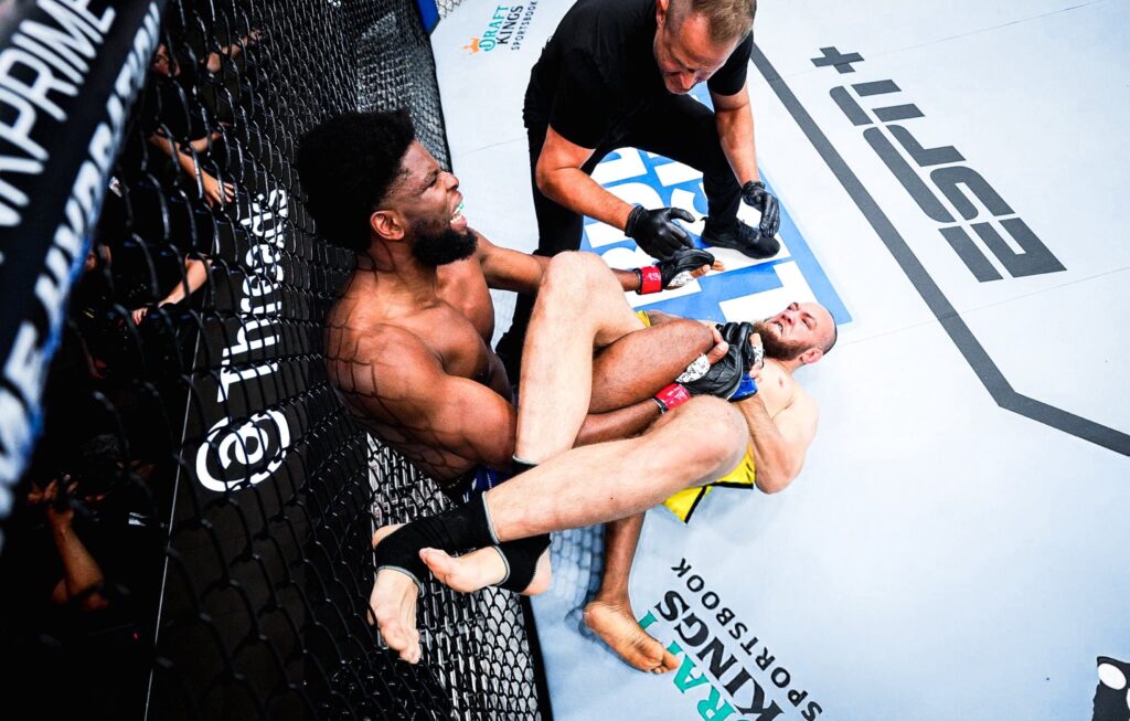 Valter Walker submits Nigeria's Kennedy Nzechukwu in 54 seconds at UFC Nashville 38 Kennedy Nzechukwu submitted by Valter Walker