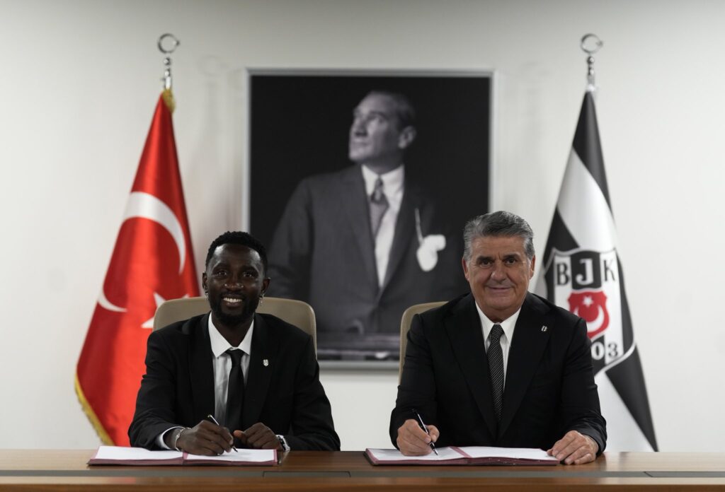 Ndidi bids emotional farewell to Leicester after 8 plus years 38 Ndidi unveiled by Besiktas