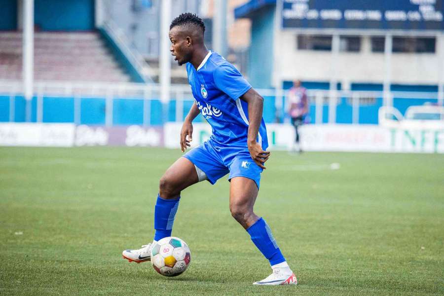Elijah Akanni bids emotional farewell to Enyimba 38 Elijah Akanni