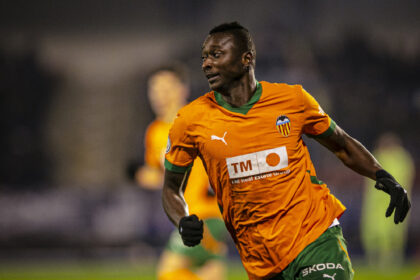 Valencia open talks with Real Sociedad to re-sign Sadiq Umar on loan