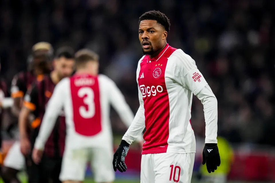 Ipswich close in on Akpom signing as Birmingham pull out of race 38 Ipswich close in on Akpom signing as Birmingham pull out of race