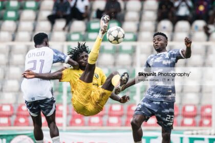 Action from Bendel Insurance v Shooting Stars clash in Benin Photo: Eragbie Joshua for Skyunit Photography