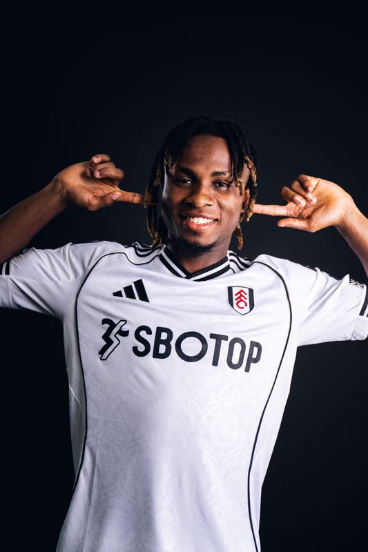 Fulham confirm Samuel Chukwueze signing from AC Milan on loan