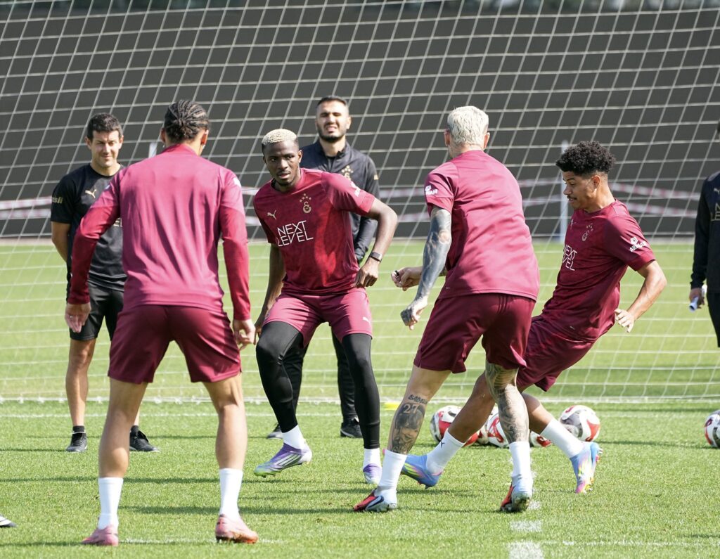 Osimhen in training ahead of Liverpool clash