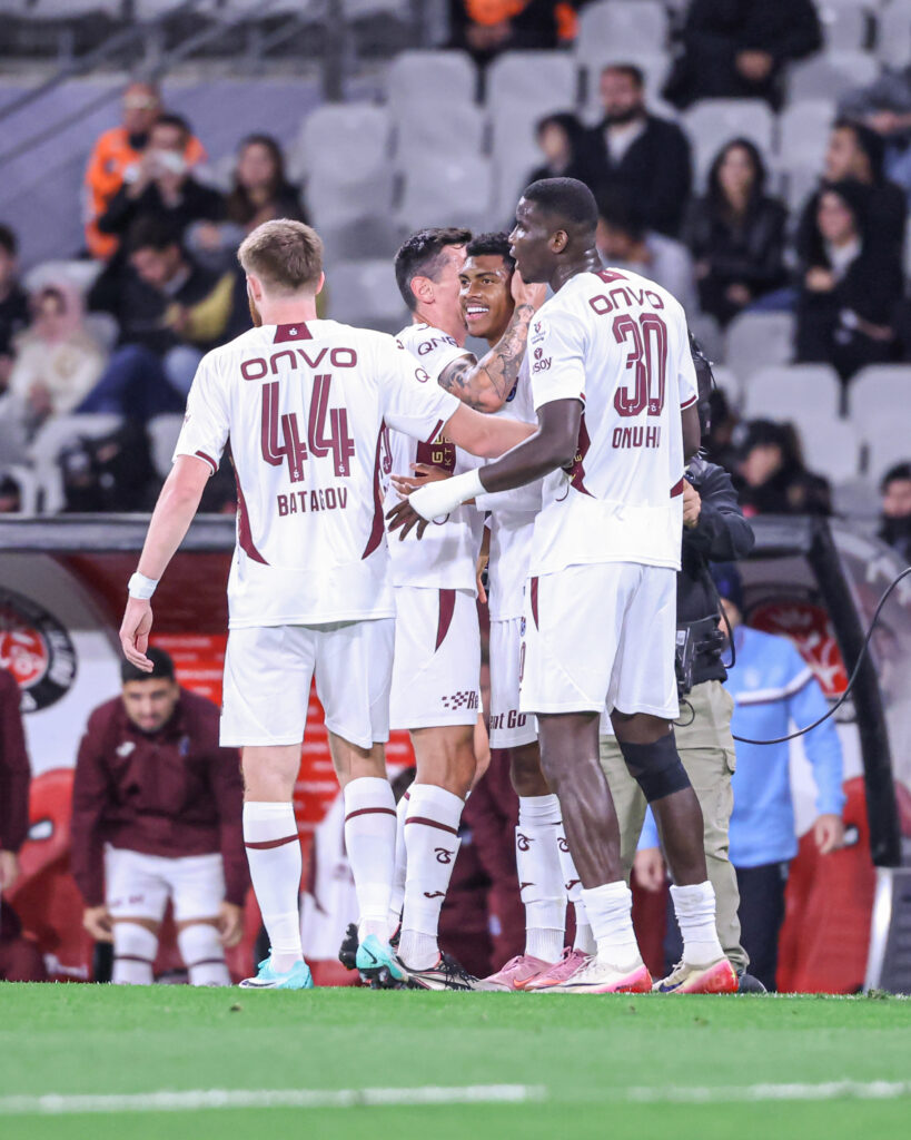 Onuachu scores brace as Trabzonspor secure 4-3 victory over Karagümrük