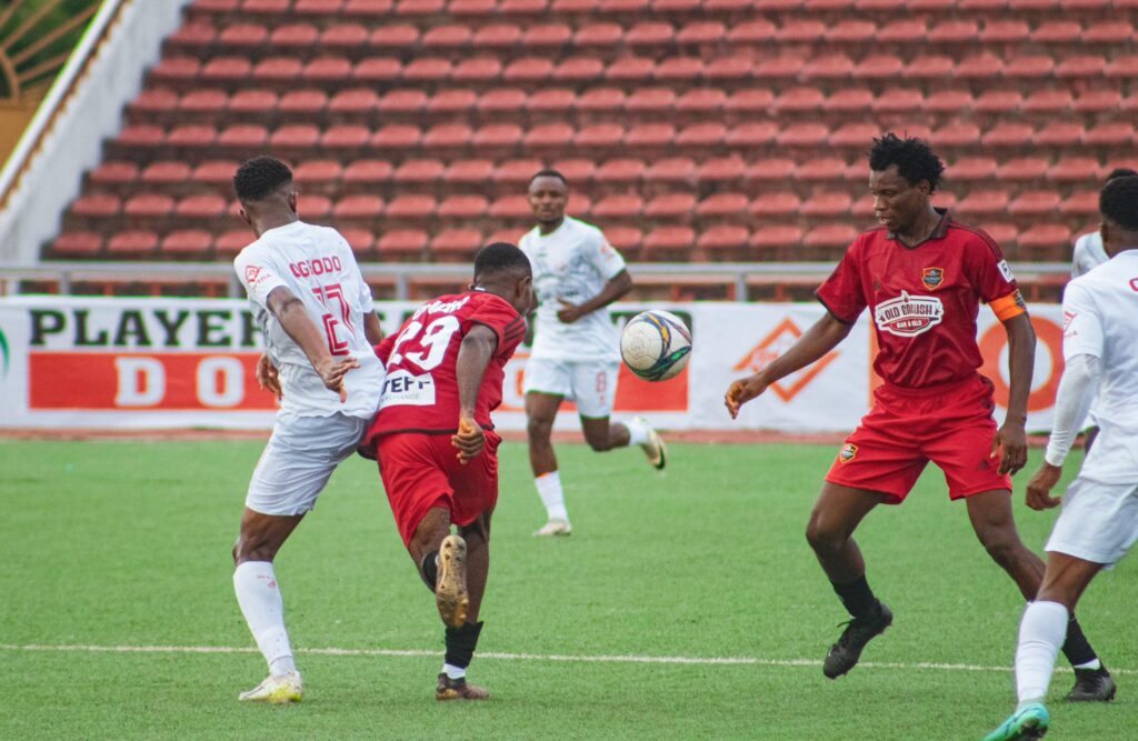 Kun Khalifat in action against Enugu Rangers