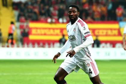 Wilfred Ndidi in action for Besiktas