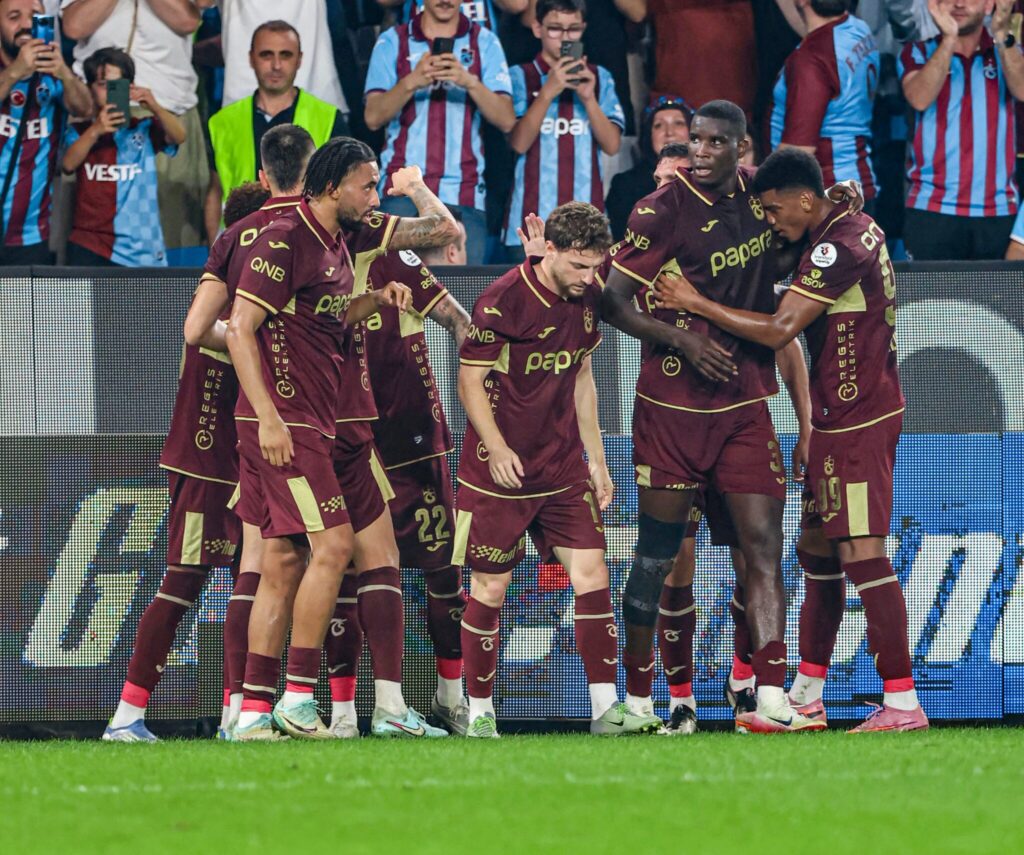 Paul Onuachu celebrates his goal with teammates