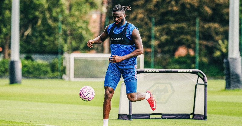 Super Eagles trio Arokodare, Chukwueze, Uche set for Premier League debuts