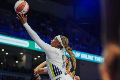 Amy Okonkwo drops career-high 20 points as Wings end losing streak in season finale