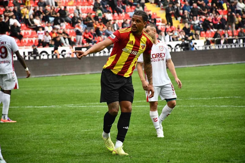 German Onugkha in action for Kayserispor