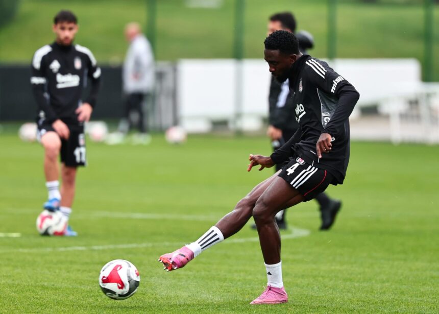 Super Eagles stars return to club duties after crucial World Cup qualifying wins