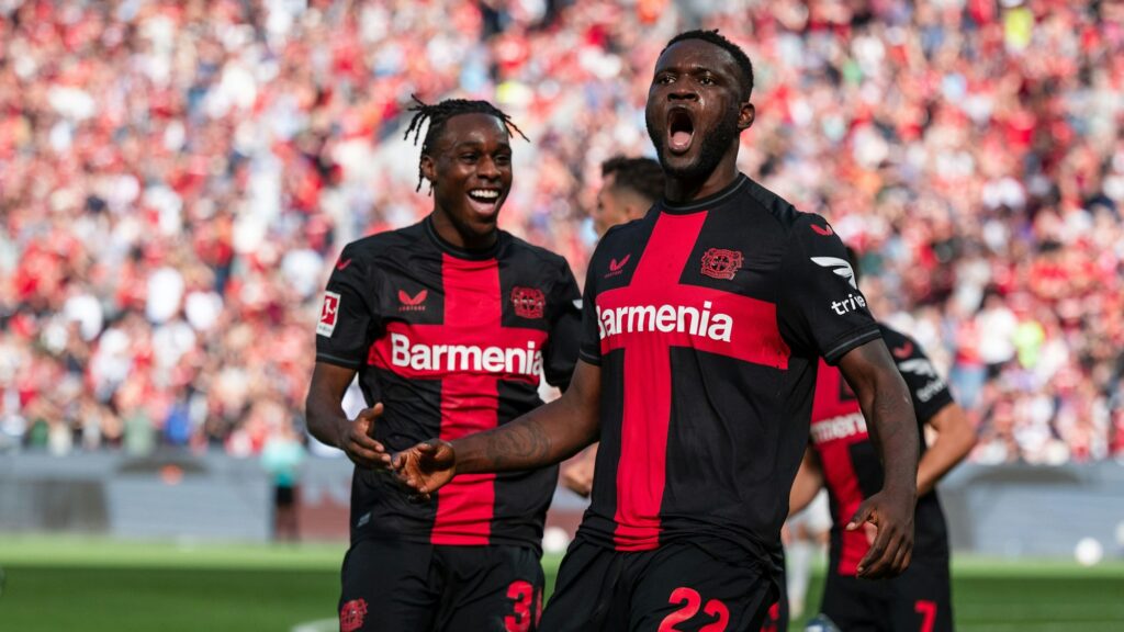 Victor Boniface (right) and Jeremie Frimpong