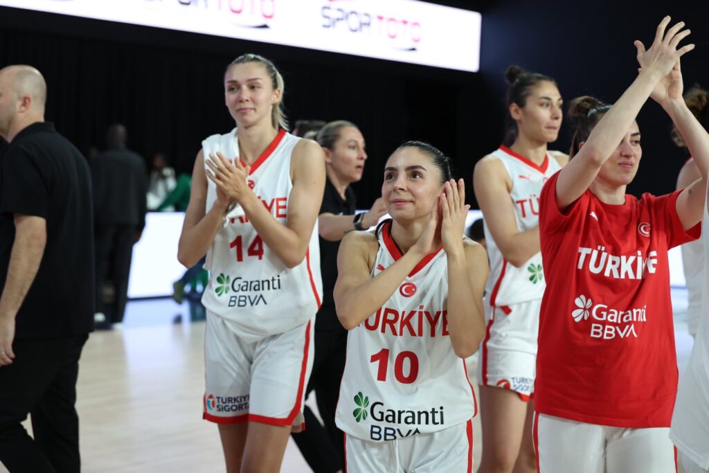 Friendly: D’Tigress fall short in 77–76 thriller against Turkey in Istanbul 38 Turkey celebrate their win over D'Tigress