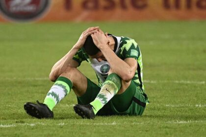 Fans blast NFF after Super Eagles boycott training over unpaid bonuses