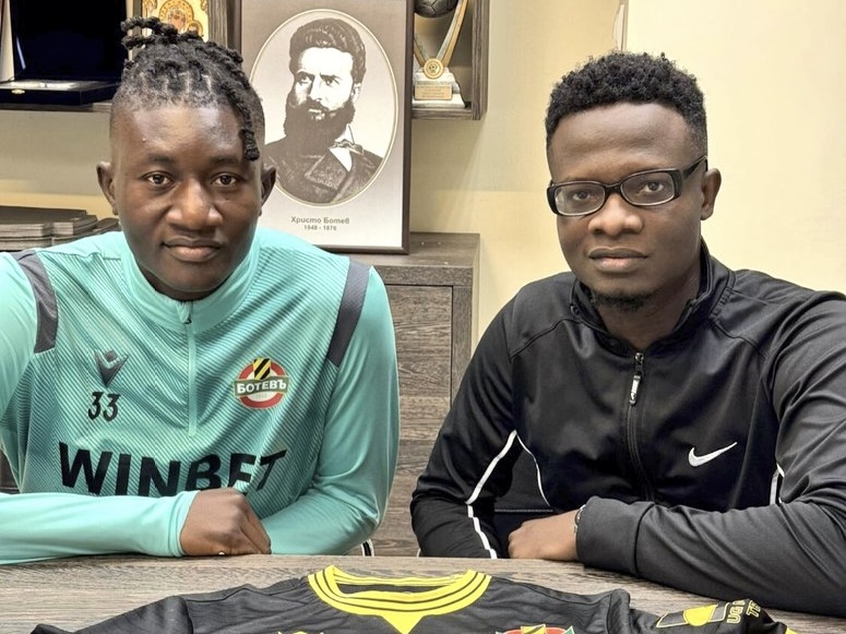 Shola Adelani completes move to Bulgarian side Botev Plovdiv from Ikorodu City