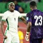 Nwabali celebrates with Victor Osimhen