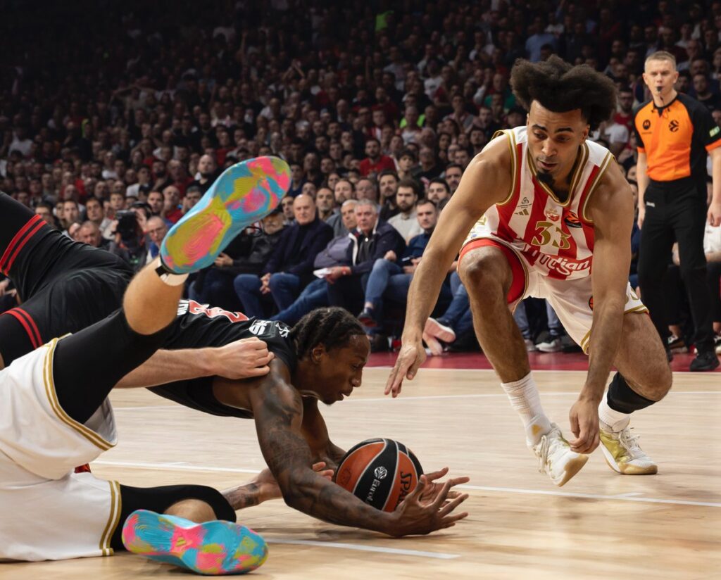 Jordan Nwora in action against Olympiacos 