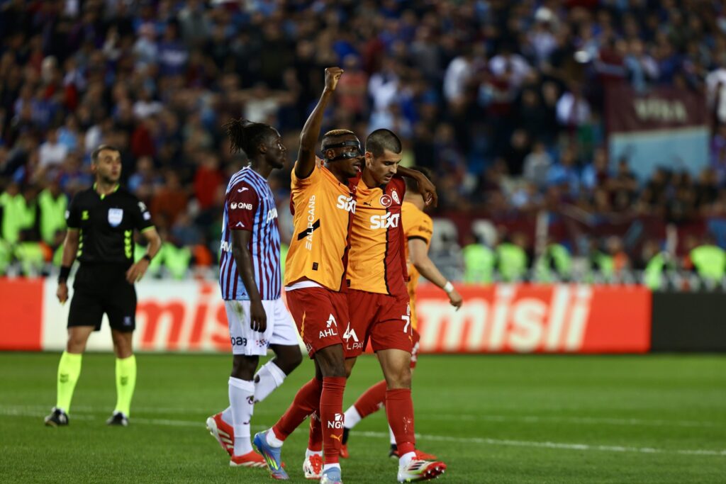 Victor Osimhen celebrates Galatasaray win over Trabzonspor last season
