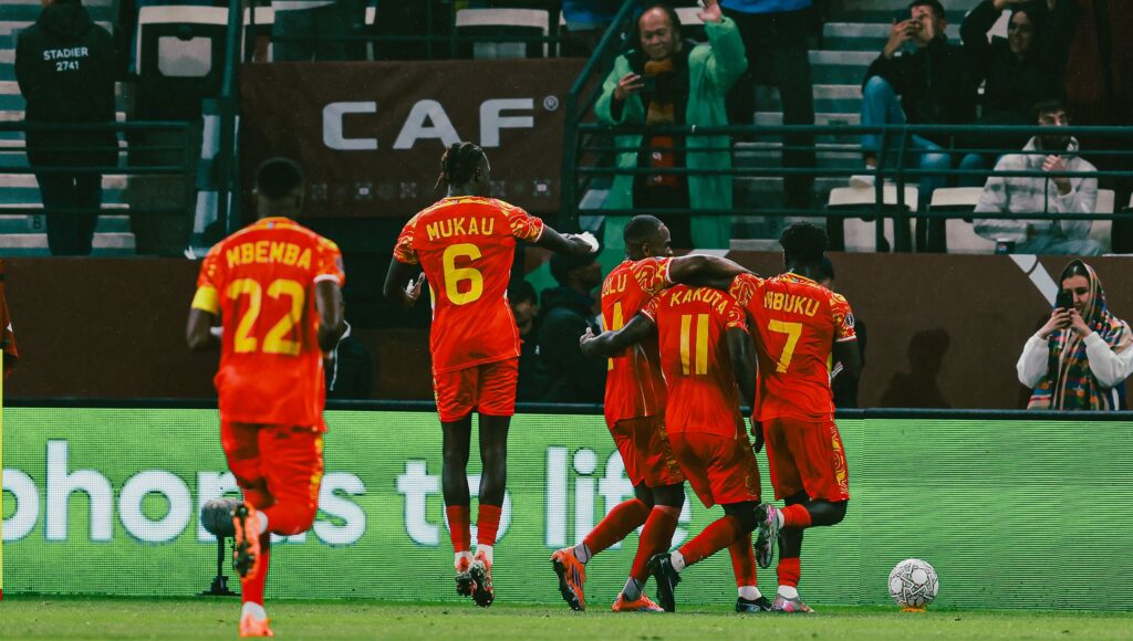 Gaël Kakuta celebrates his goal for DR Congo