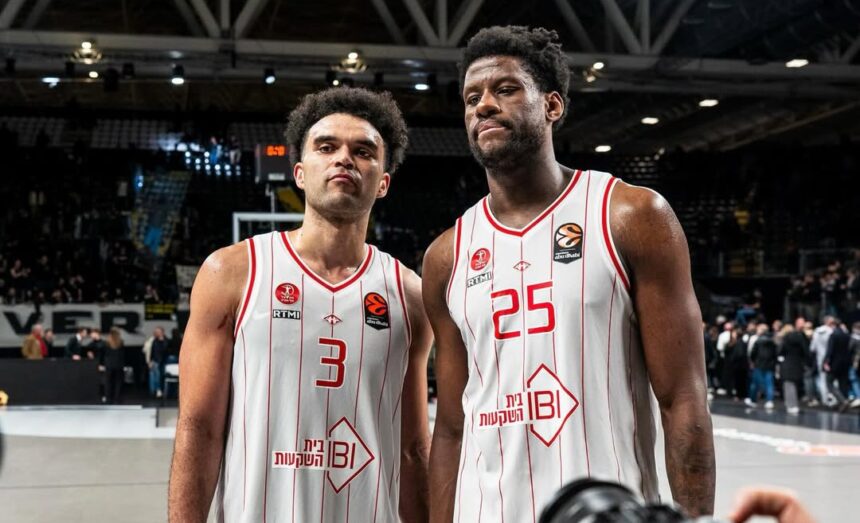 Oturu’s double-double inspires Hapoel Tel Aviv’s 79-74 win over Bologna