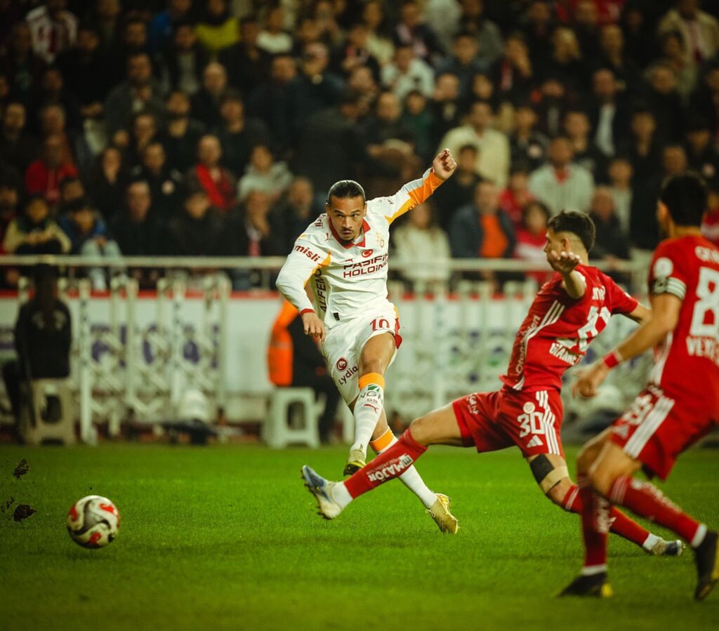Osimhen scores sixth league goal as Galatasaray secure 4-1 victory over Antalyaspor