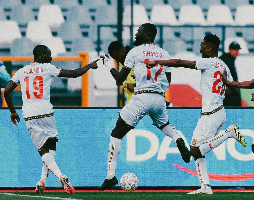 Mali's Lassine Sinayoko celebrates his goal against Zambia