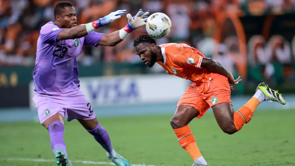 Nwabali in action against Ivory Coast