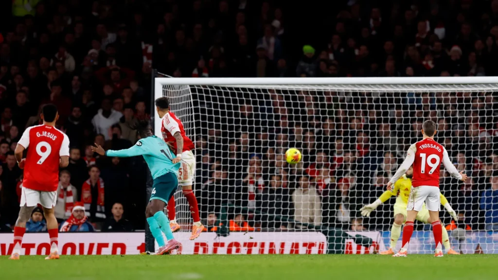Tolu Arokodare's header