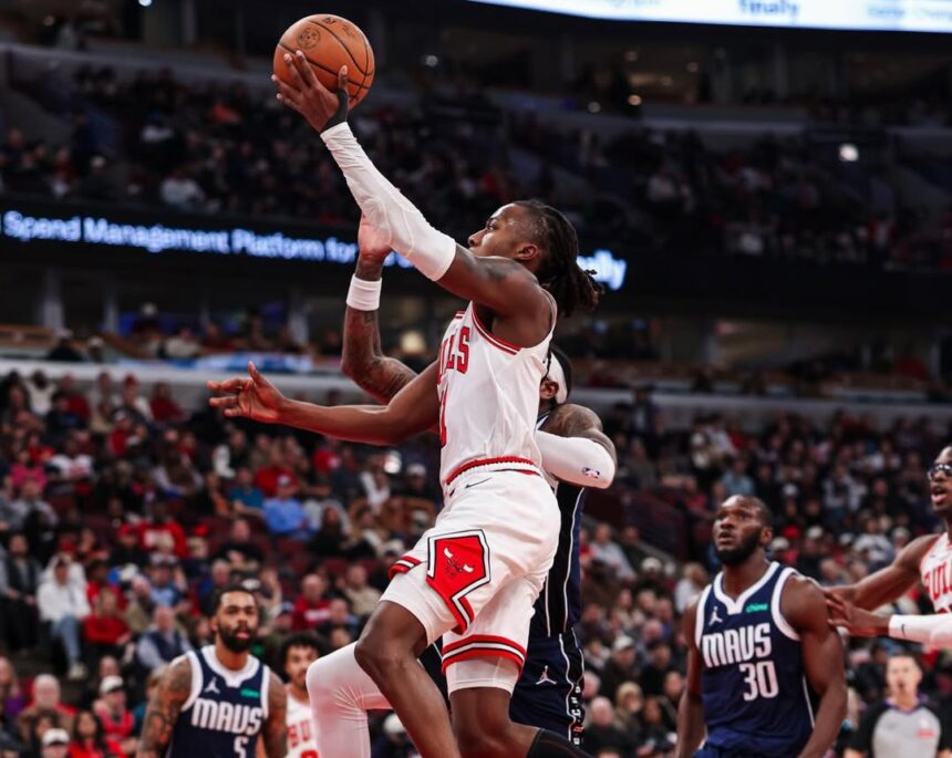 Dosunmu, Okoro combine for 33 as Bulls beat Mavericks 125–117