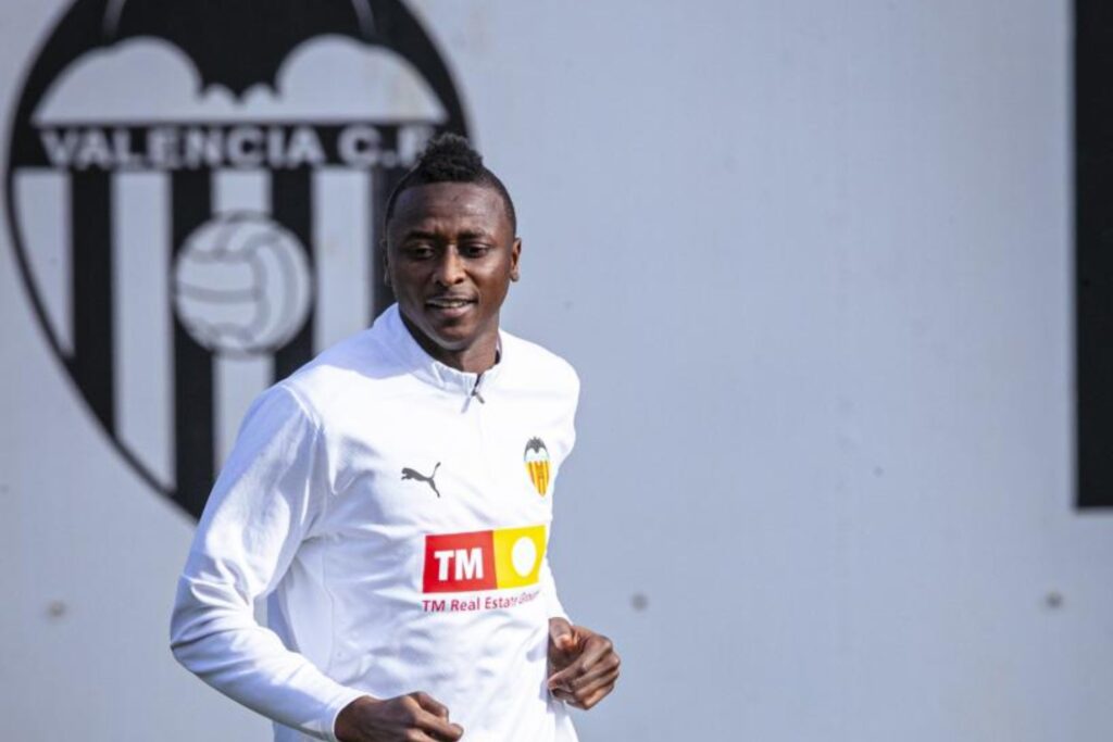 Sadiq Umar nears permanent return to Valencia from Real Sociedad