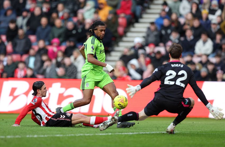 ‘Iwobi is a manager’s dream’: Jamie Carragher hails Super Eagles star