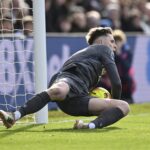 Arokodare misses penalty as Wolves lose 1-0 to Crystal Palace