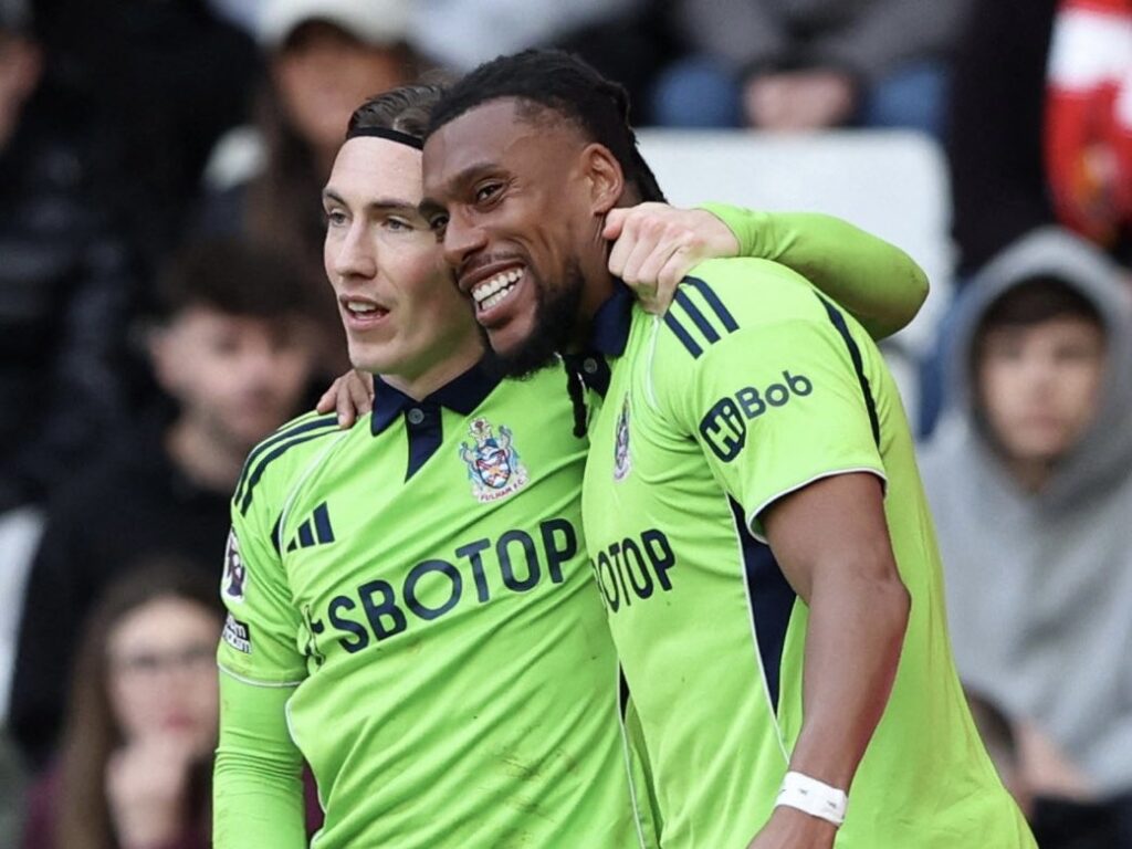 ‘Iwobi is a manager’s dream’: Jamie Carragher hails Super Eagles star