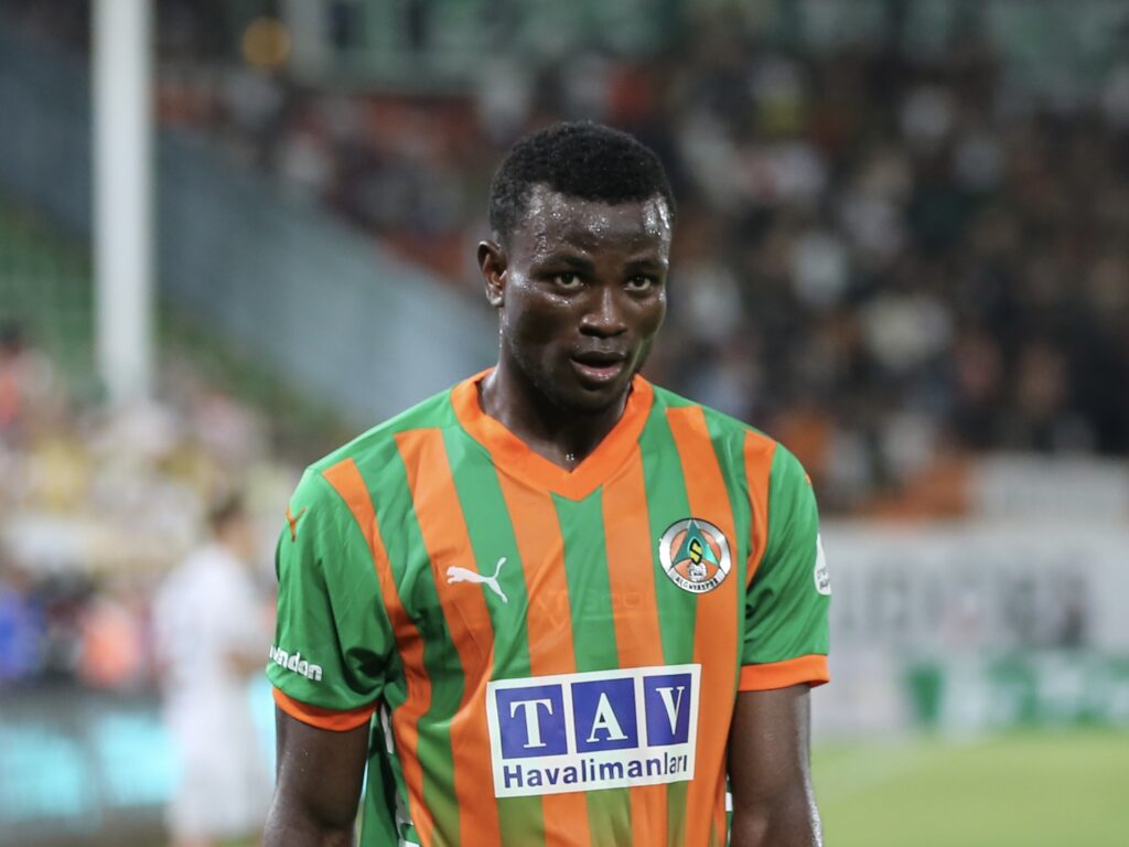 Augsburg agree deal in principle to sign Nigerian striker Uchenna Ogundu from Alanyaspor 38 Augsburg agree deal in principle to sign Nigerian striker Uchenna Ogundu from Alanyaspor