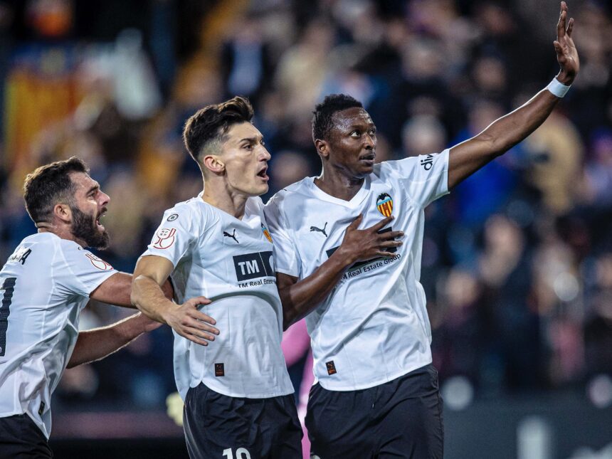 Sadiq Umar scores own goal, nets first goal of the season in Valencia’s 2-1 Copa del Rey loss to Athletic Bilbao