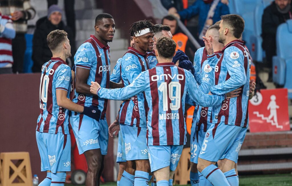 Onuachu nets 18th goal, credits teammates for red-hot run 38 Paul Onuachu celebrates with teammates